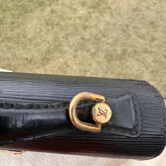 BLACK HANDBAG - Picture 10 of 16